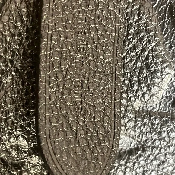 Louis Vuitton Neo Noe MM Empreinte - Picture 8 of 13